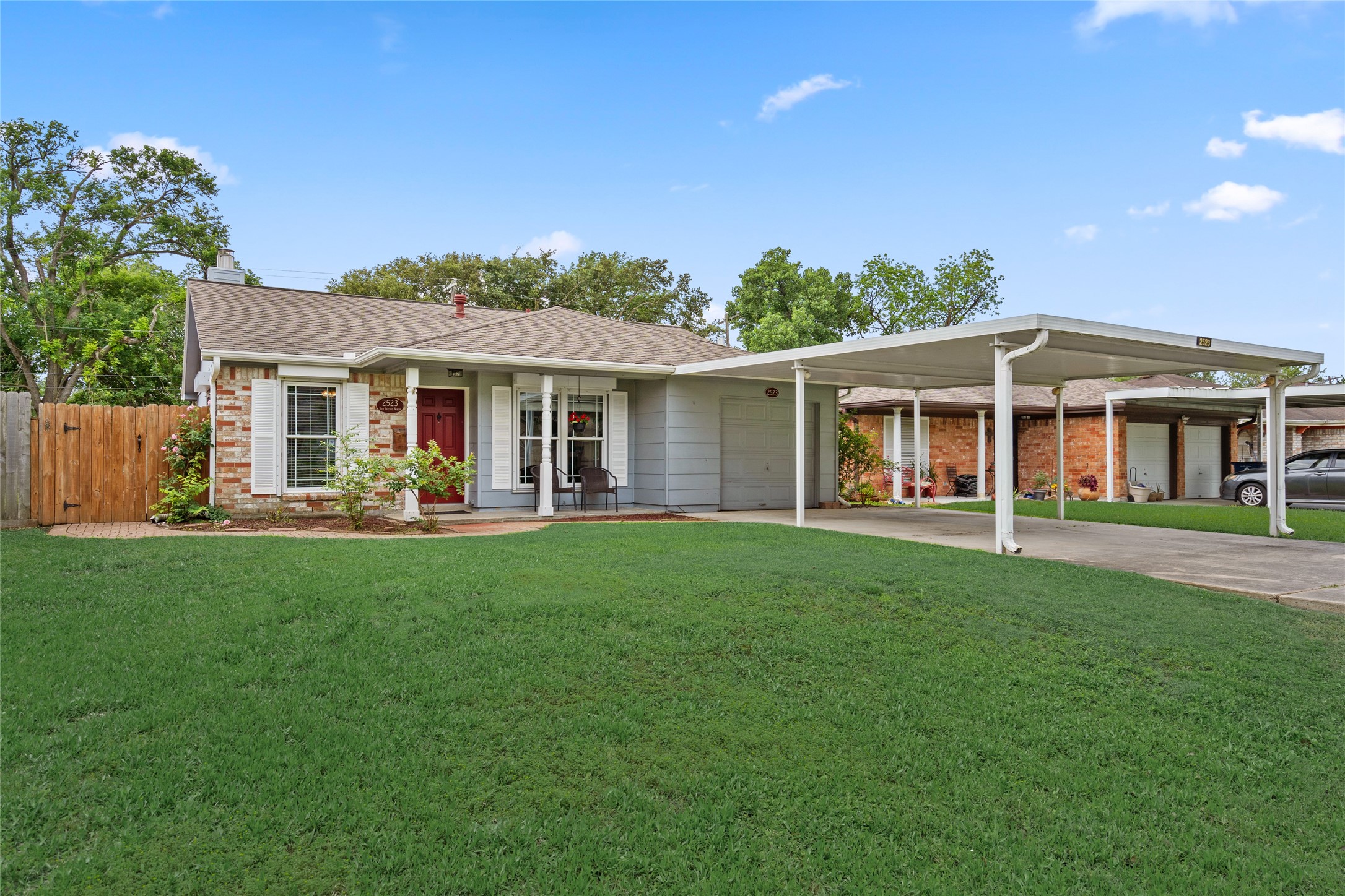 2523 5th Avenue N Texas City TX 77590