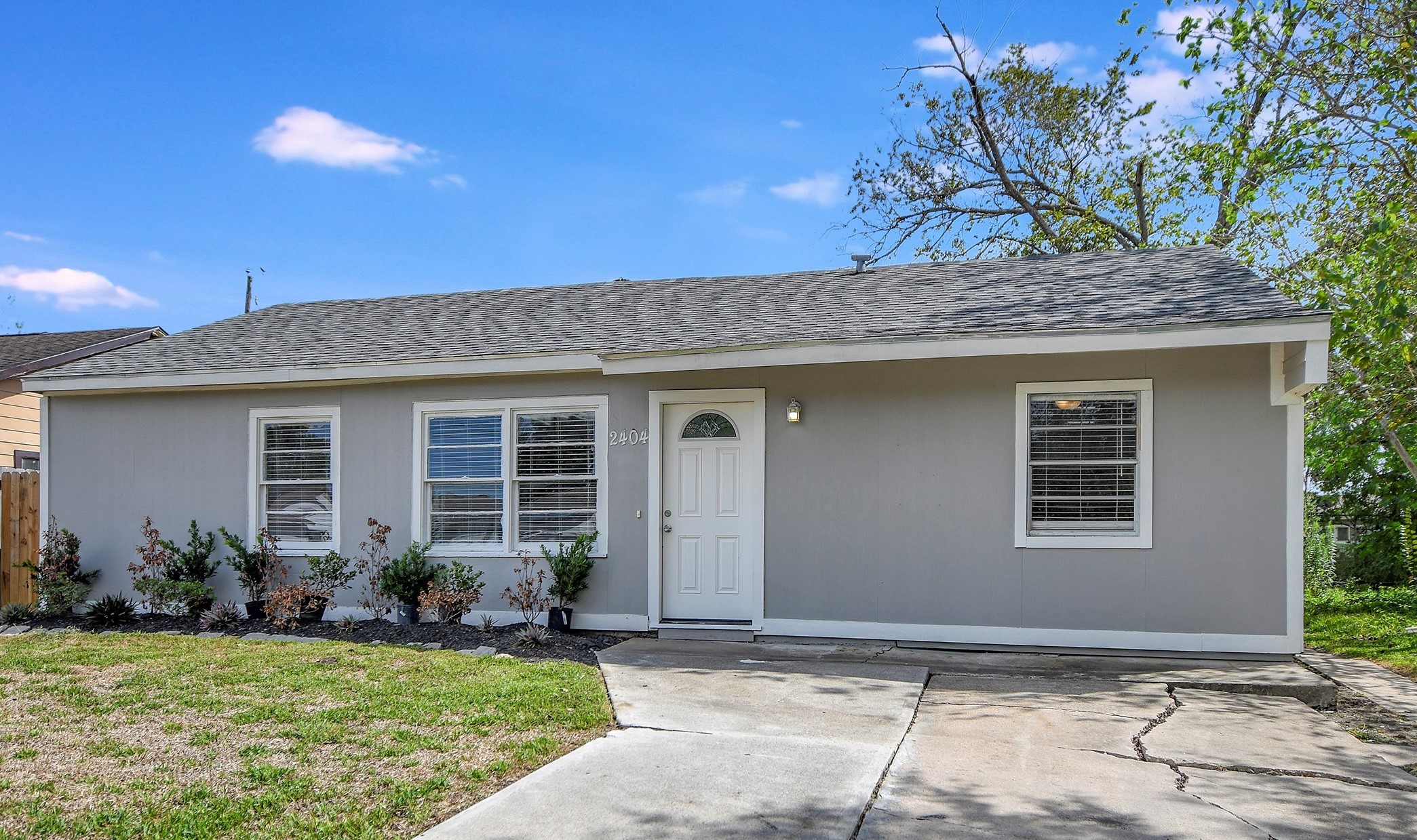 2404 Camille Street Pasadena TX 77506