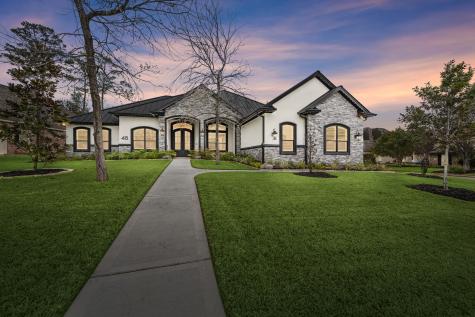 48 W Oaks Court Montgomery TX 77356