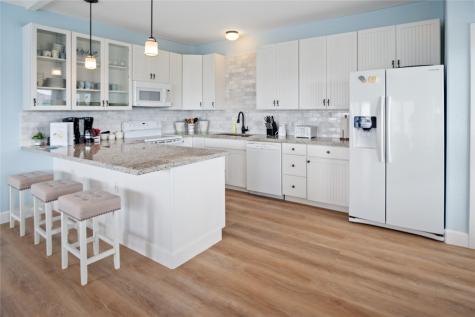 833 S Oneal Road Crystal Beach TX 77650