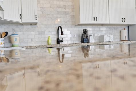 833 S Oneal Road Crystal Beach TX 77650
