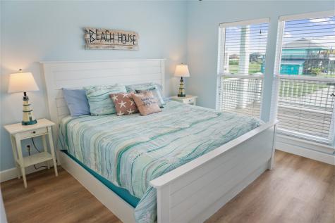 833 S Oneal Road Crystal Beach TX 77650