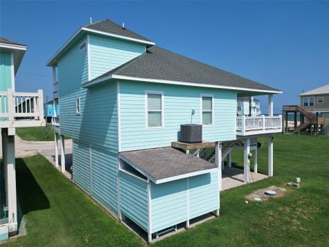 833 S Oneal Road Crystal Beach TX 77650