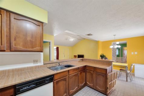 302 Windward Drive League City TX 77573