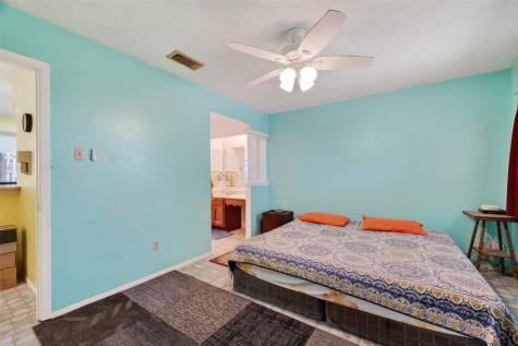 302 Windward Drive League City TX 77573