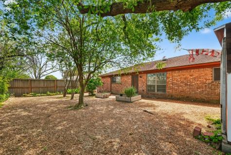 302 Windward Drive League City TX 77573