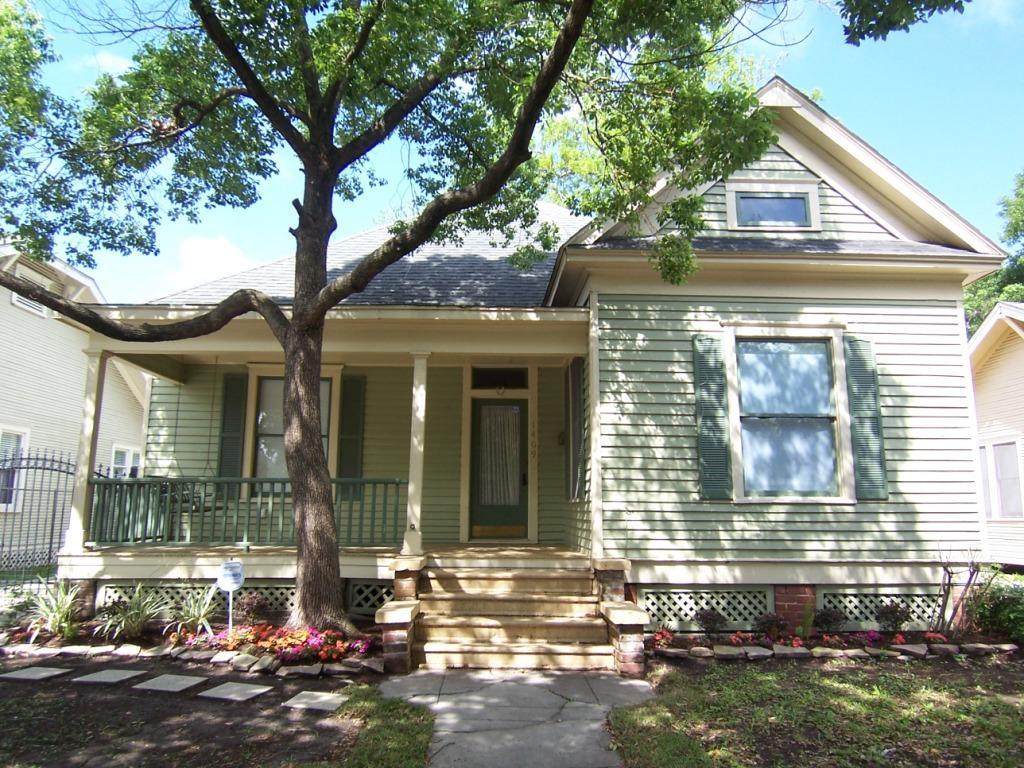 1409 Yale Street Houston TX 77008