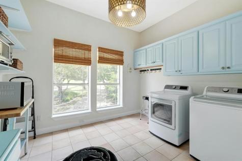 17902 Crystal Cove Jonestown TX 78645