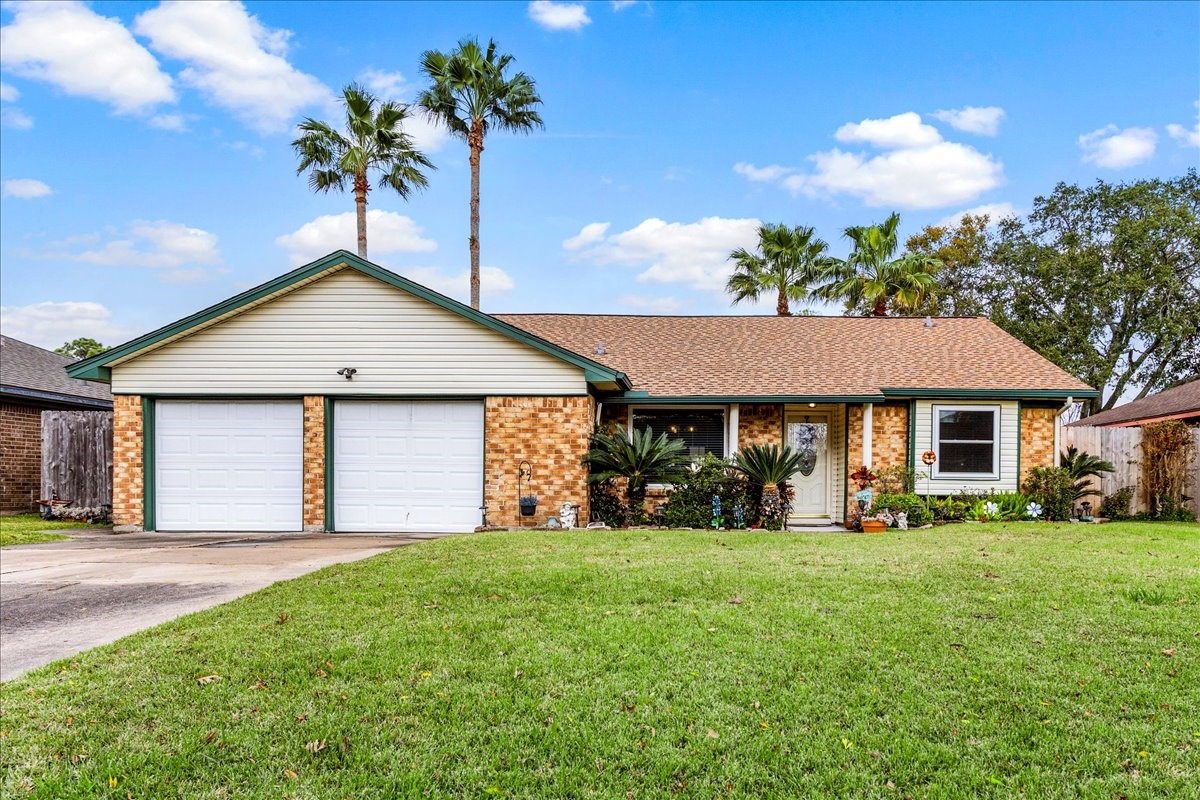2312 Cambridge Court S League City TX 77573