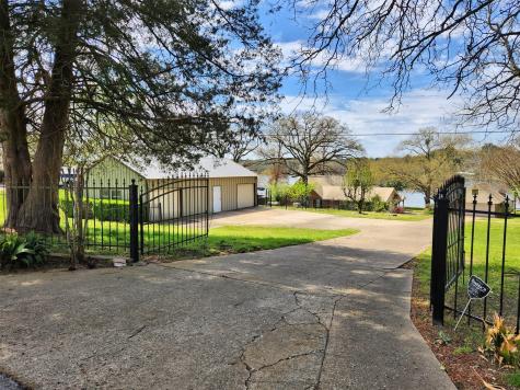 555 An County Road 376 Palestine TX 75801