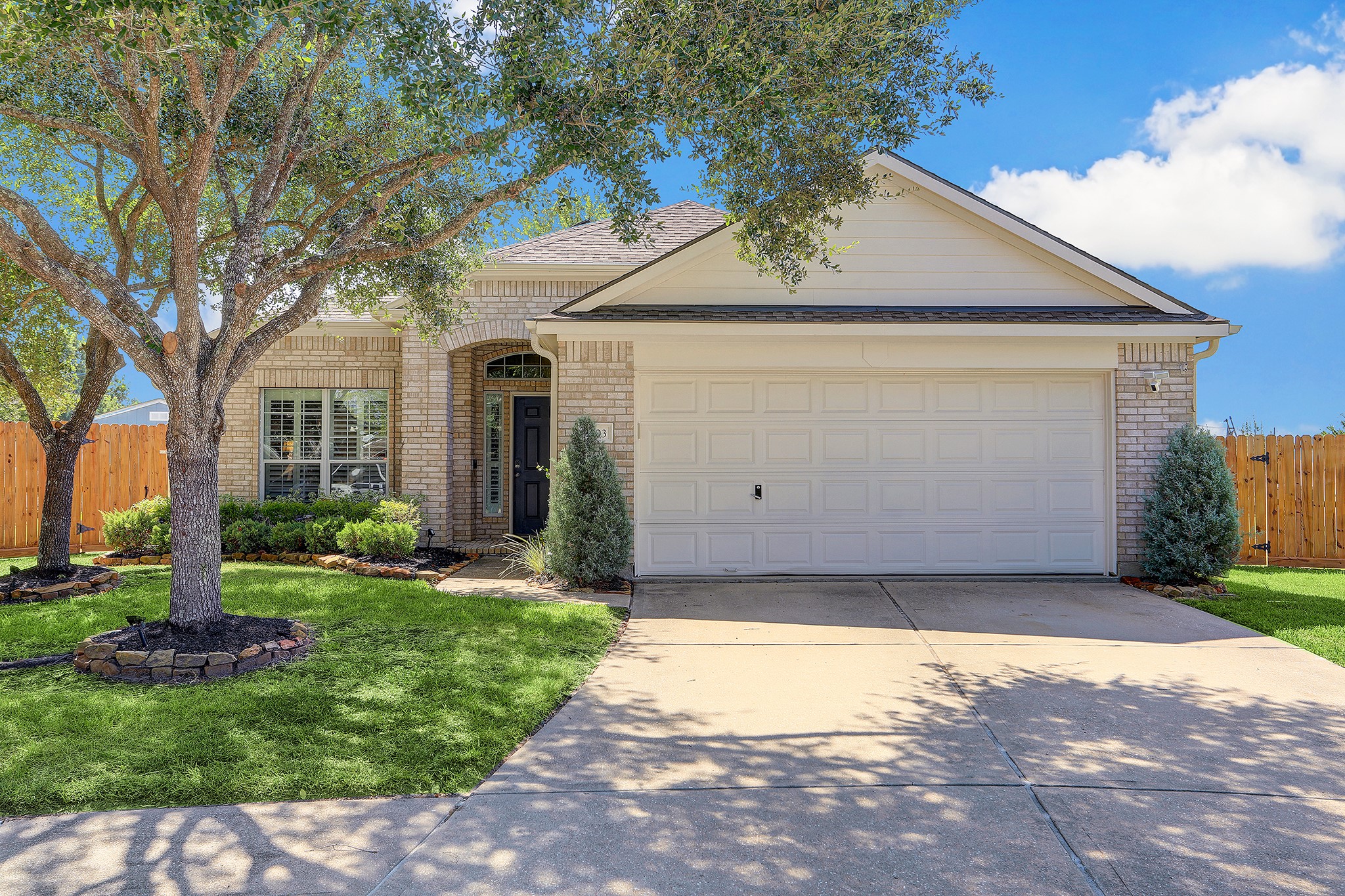 2503 Lexington Court League City TX 77573