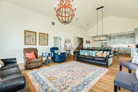998 Austin Drive Gilchrist TX 77617