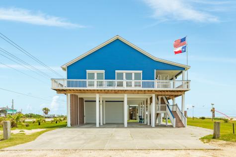 998 Austin Drive Gilchrist TX 77617