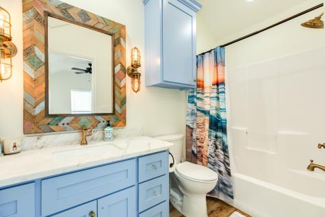 998 Austin Drive Gilchrist TX 77617