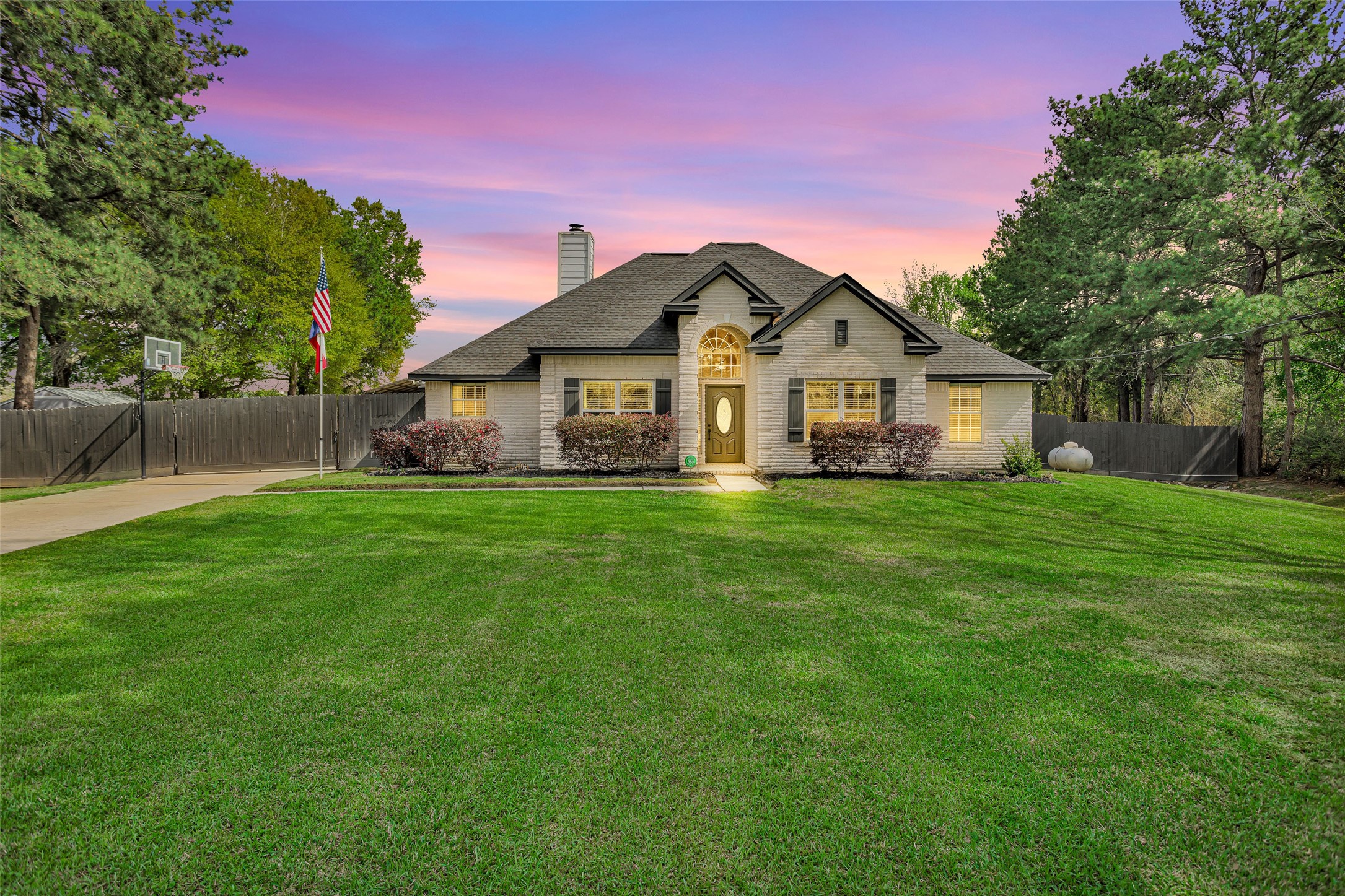26202 La Fouche Drive Tomball TX 77377