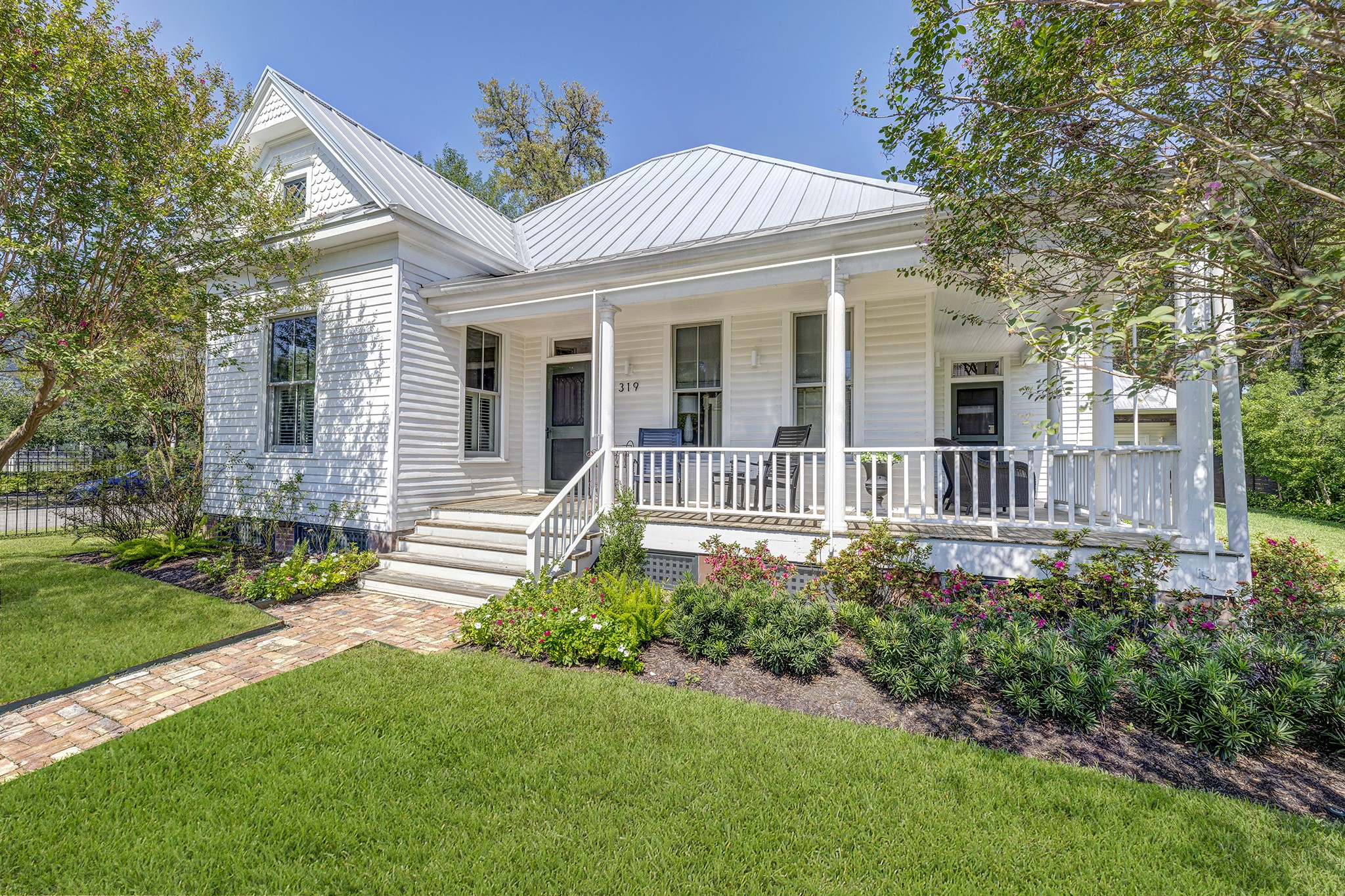 319 W 15th Street Houston TX 77008