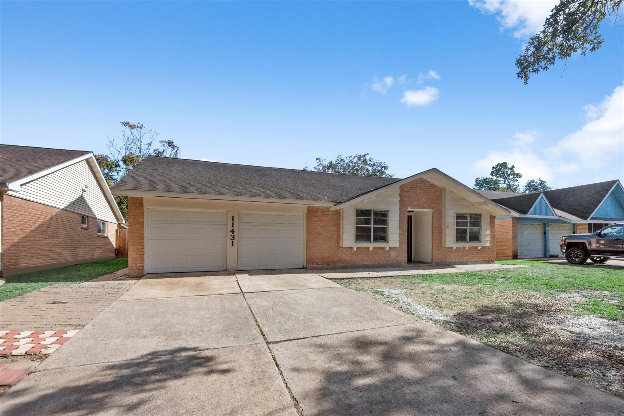 11431 Hillcroft Street Houston TX 77035