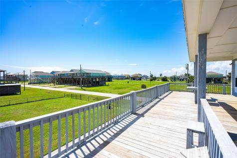 872 O Neil Road Crystal Beach TX 77650