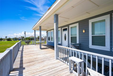 872 O Neil Road Crystal Beach TX 77650