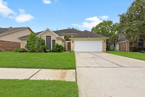 8111 Blue Jay Street Baytown TX 77523