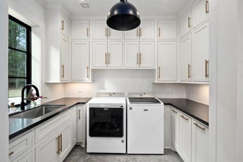 7010 Bowie Court Montgomery TX 77316