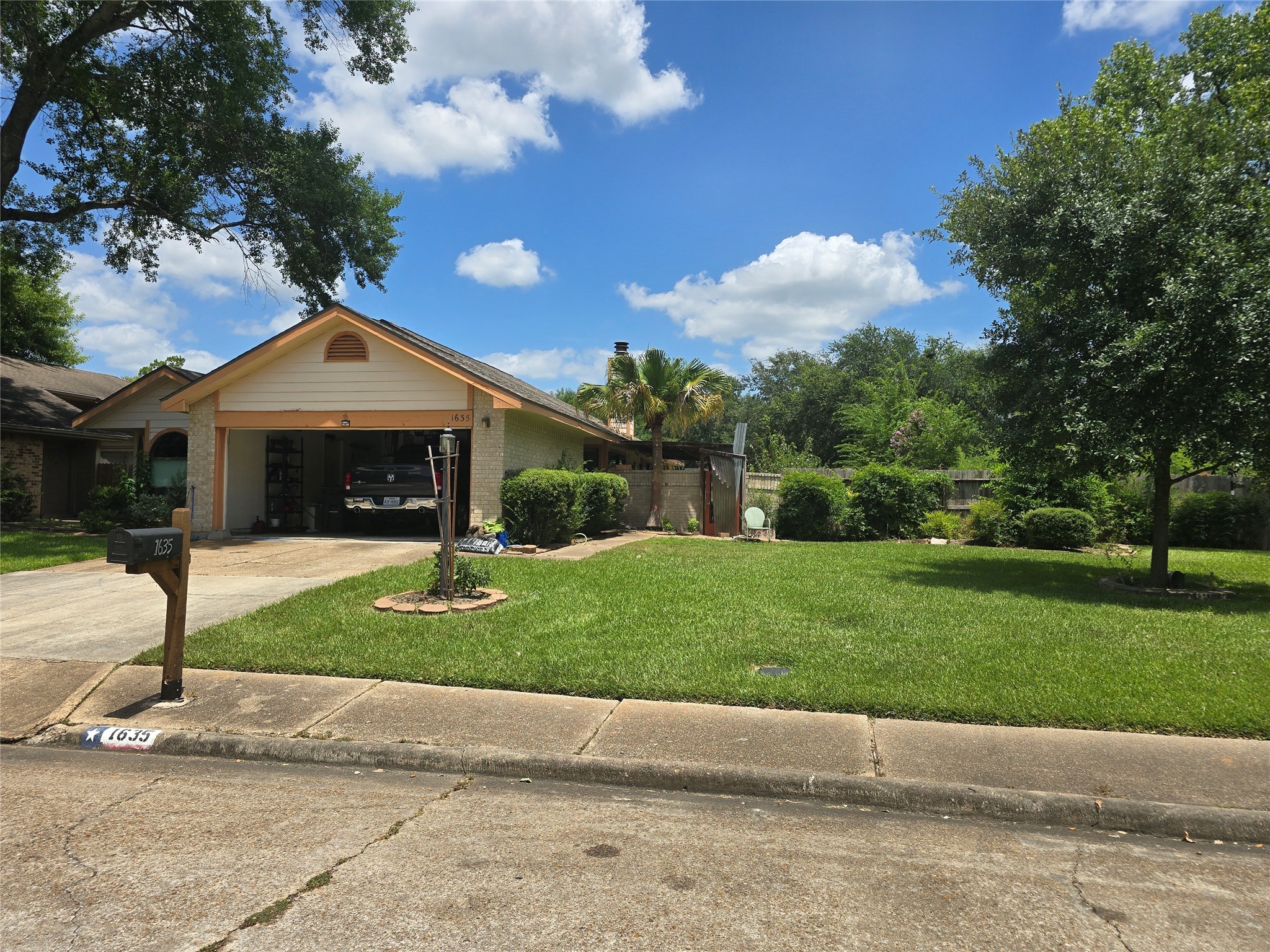 1635 Ainsdale Drive Houston TX 77077