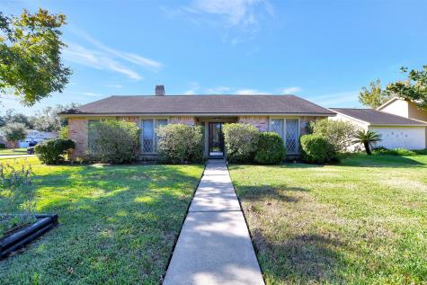 16214 David Glen Drive Friendswood TX 77546