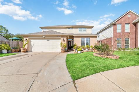 9142 Gianna Court Houston TX 77083