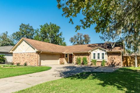218 Dogwood Street Lake Jackson TX 77566