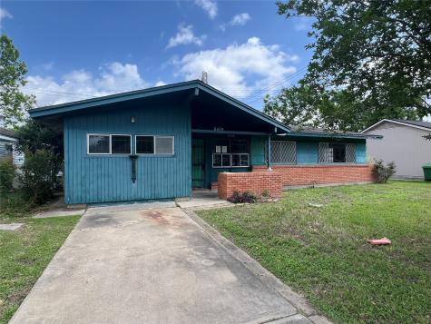 5619 Rue Street Houston TX 77033
