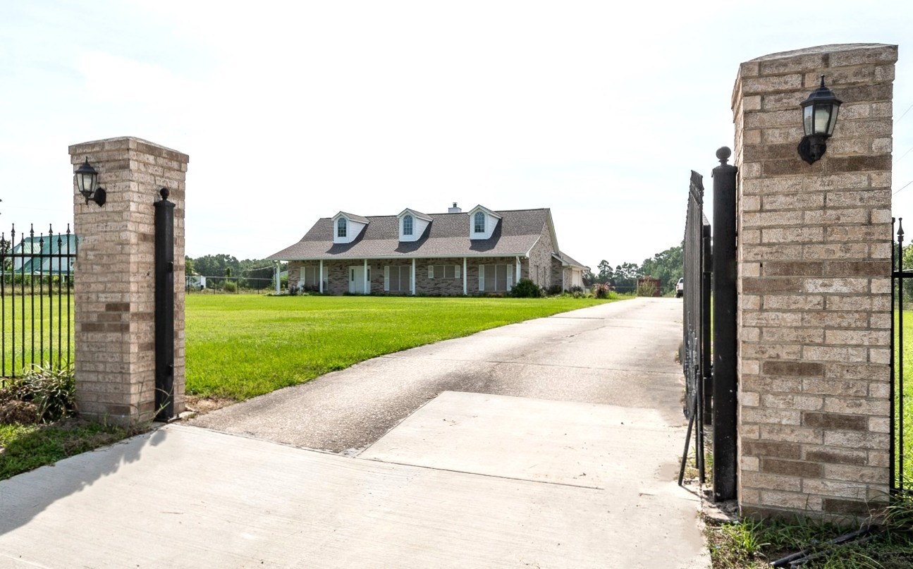 15953 1st Street Splendora TX 77372