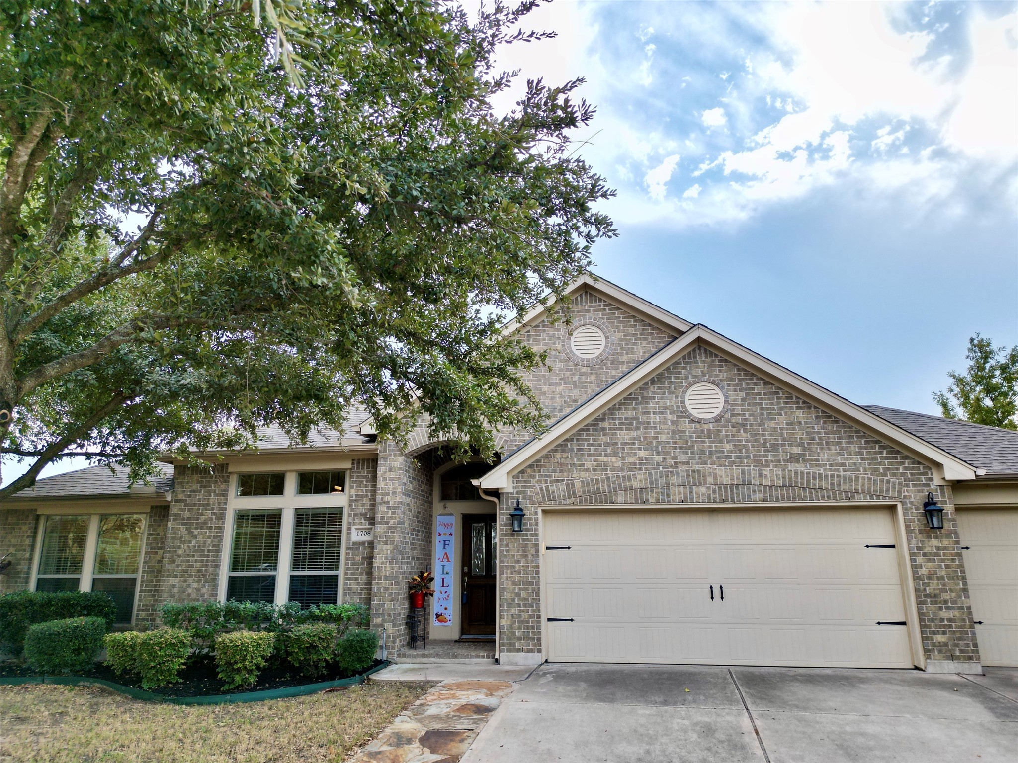 1708 Trustworthy Court Leander TX 78641