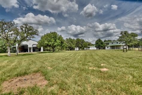 2003 Oakridge Road Weimar TX 78962