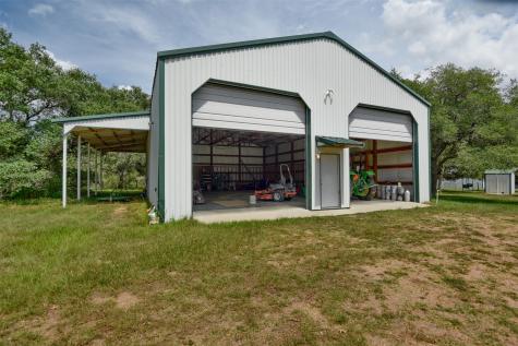 2003 Oakridge Road Weimar TX 78962