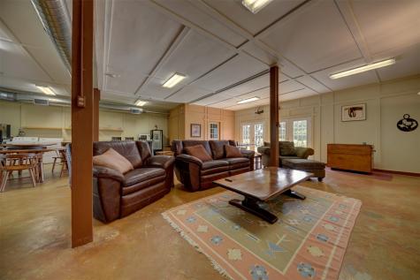 2003 Oakridge Road Weimar TX 78962