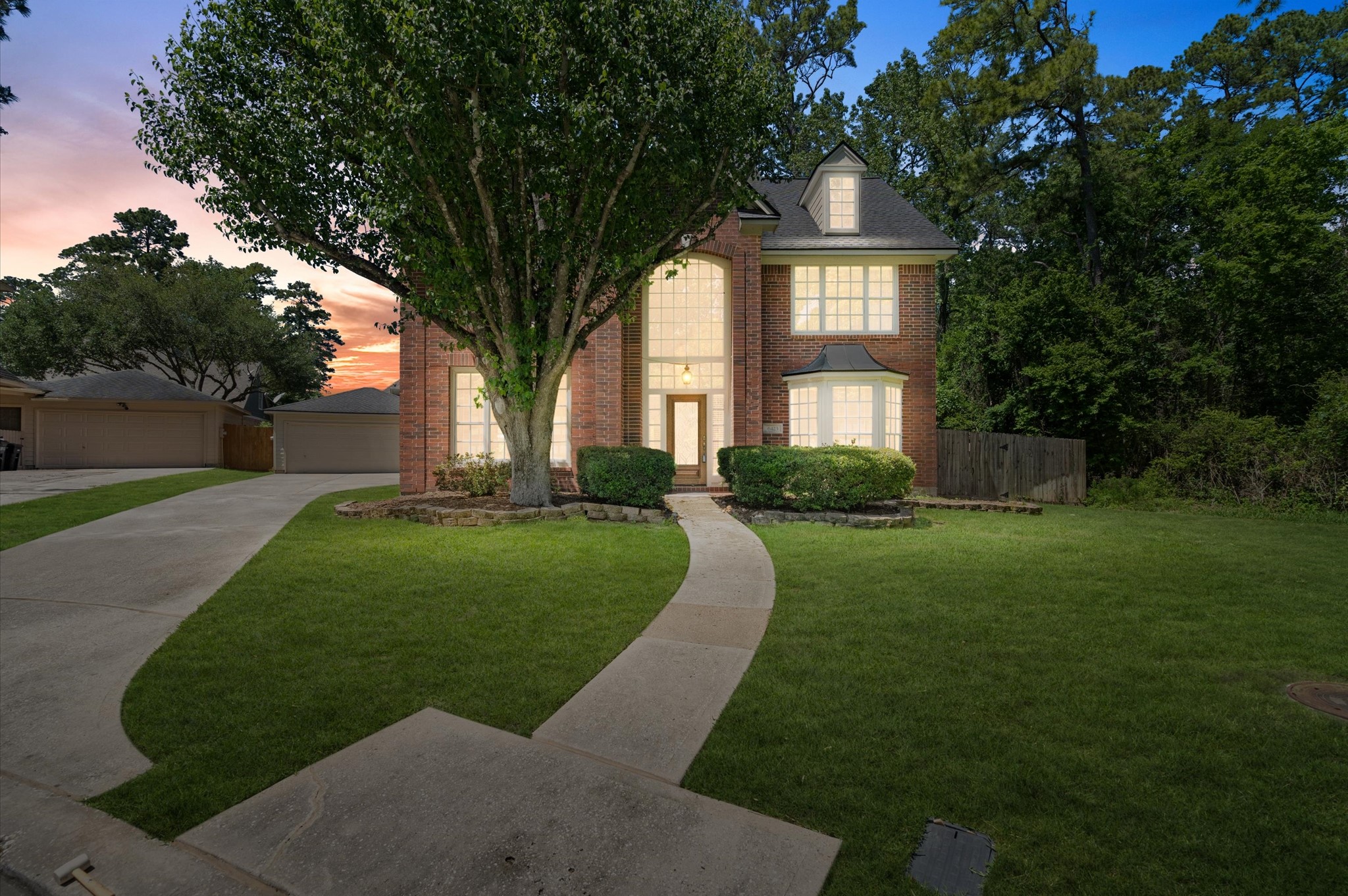 6423 Gladehill Drive Kingwood TX 77345