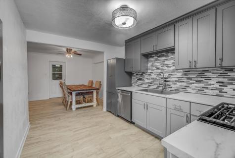 2128 59th Street Galveston TX 77551