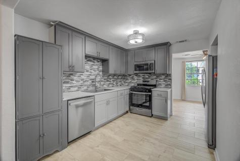 2128 59th Street Galveston TX 77551
