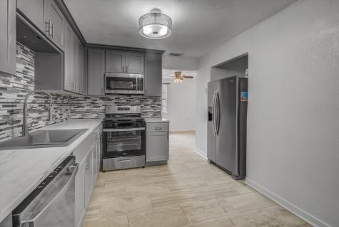 2128 59th Street Galveston TX 77551
