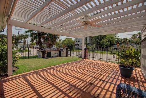 2128 59th Street Galveston TX 77551