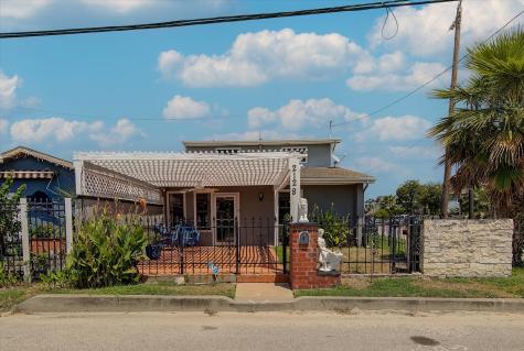 2128 59th Street Galveston TX 77551