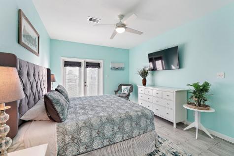 4211 Navarro Drive Galveston TX 77554