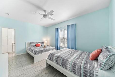 4211 Navarro Drive Galveston TX 77554