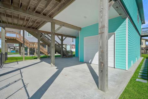 4211 Navarro Drive Galveston TX 77554