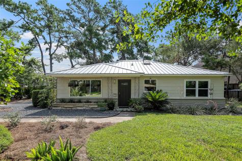 1502 Baggett Lane Houston TX 77055