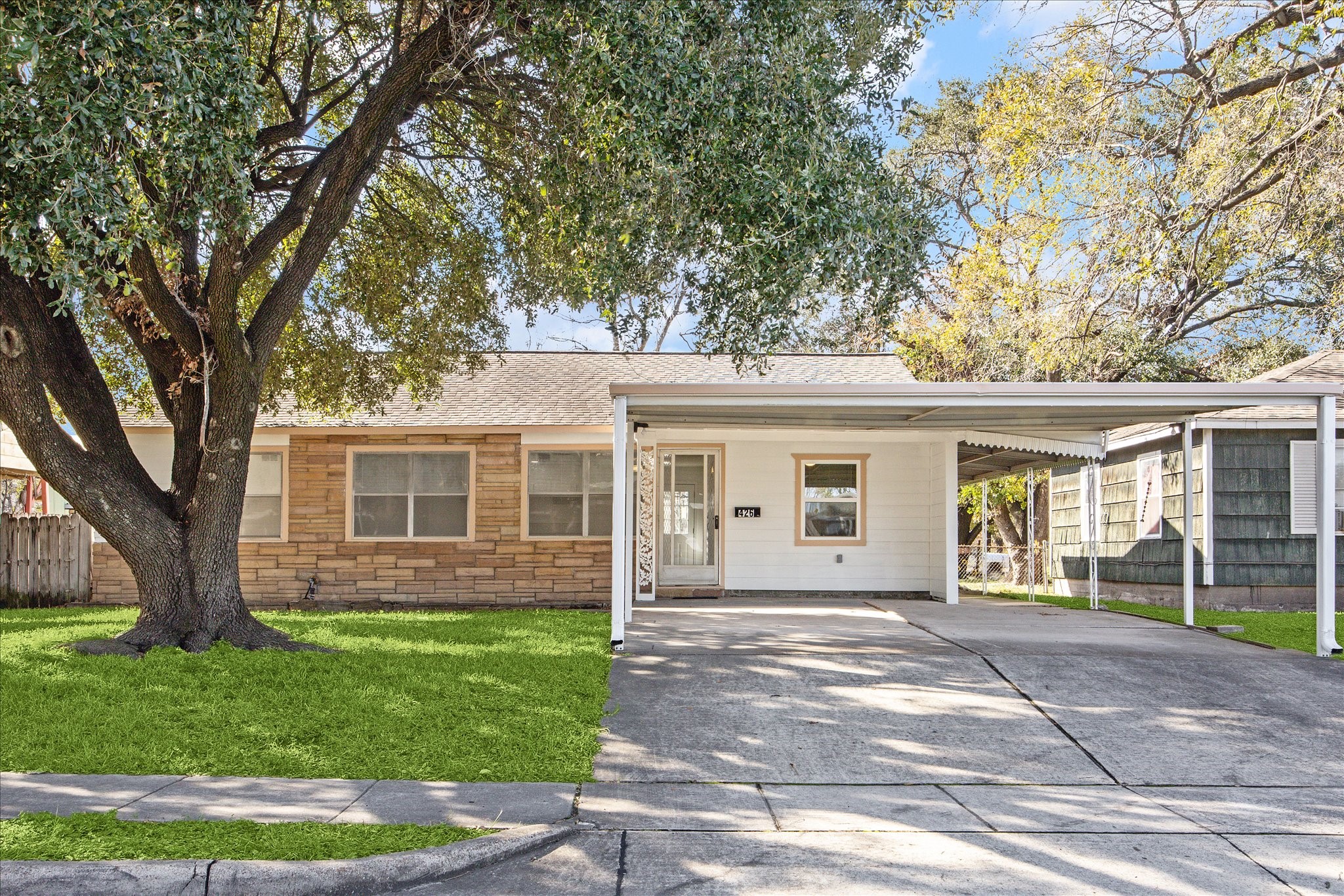 426 Meters Street Houston TX 77020