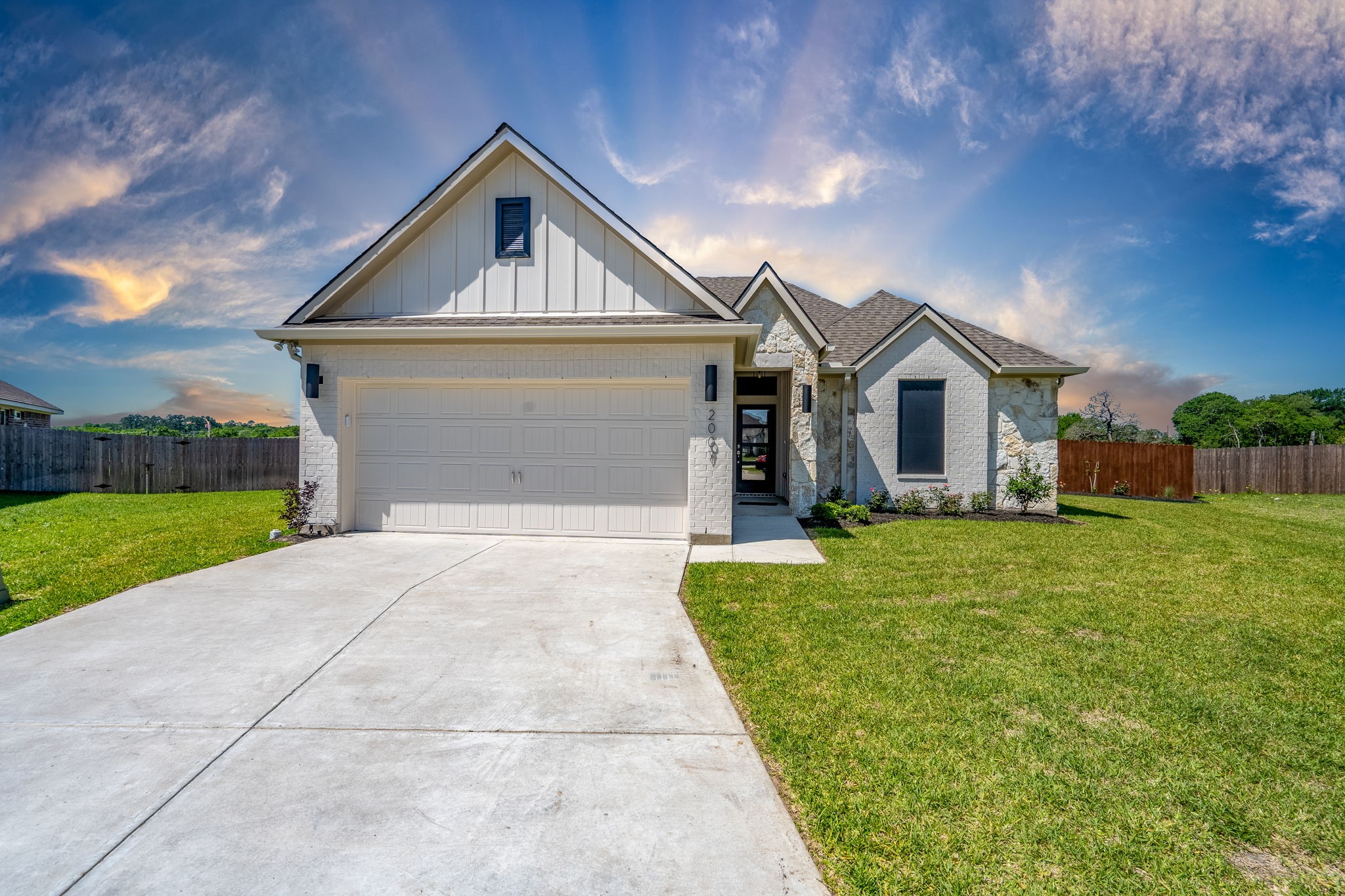 2007 Vineyard Pass Brenham TX 77833