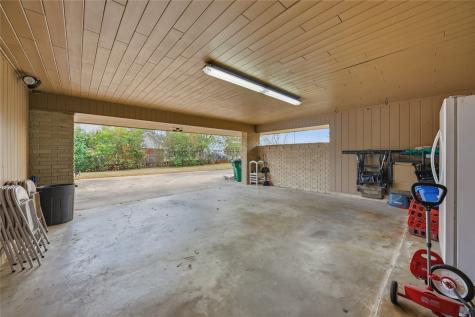 2007 Geney Street Brenham TX 77833
