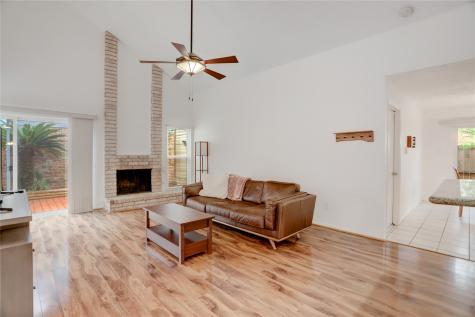 12129 Poulson Drive Houston TX 77031