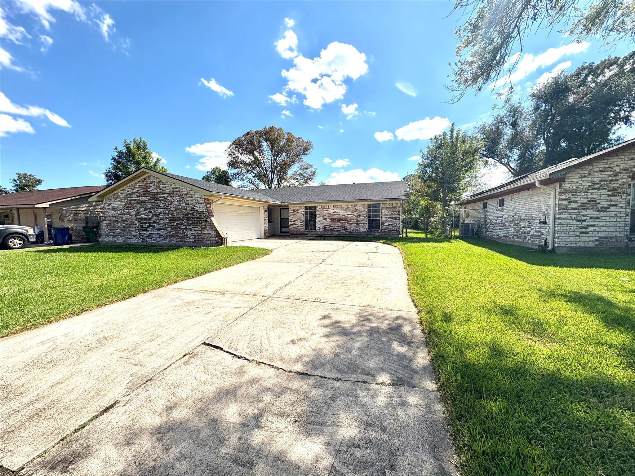 108 Houston Street Angleton TX 77515